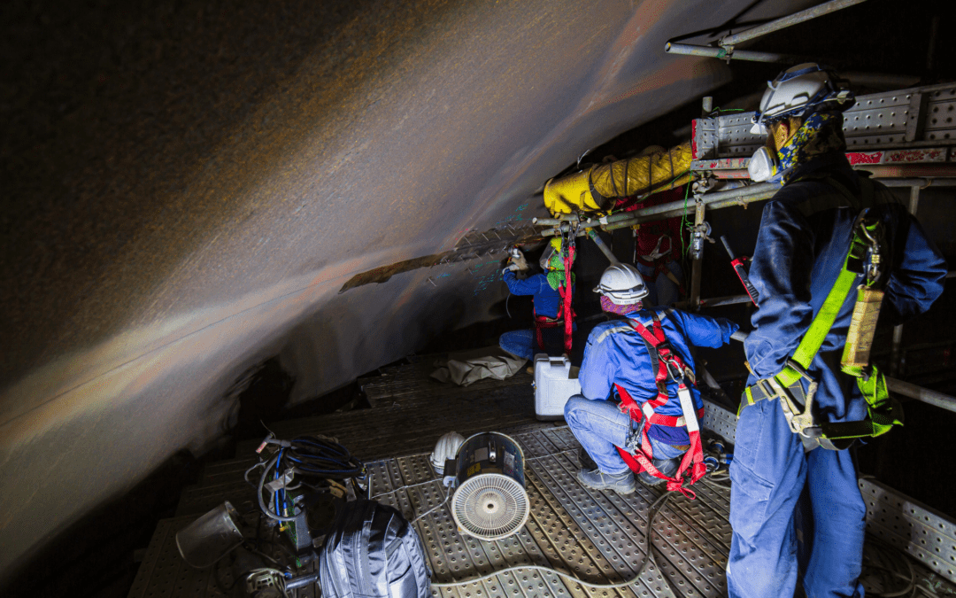 Confined Spaces Training: Who Should Attend and Why?